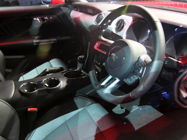 ಅಚ್ಚರಿಗೊಳಿಸುವ ಬೆಲೆಗಳಲ್ಲಿ ಐಕಾನಿಕ್ ಫೋರ್ಡ್ ಮಸ್ಟಾಂಗ್ ಭಾರತಕ್ಕೆ ಭರ್ಜರಿ ಎಂಟ್ರಿ