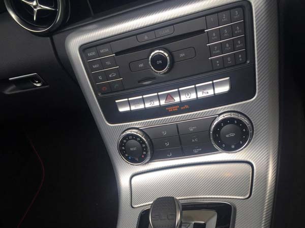 ಮರ್ಸಿಡಿಸ್ ಬೆಂಝ್ ಶಕ್ತಿಶಾಲಿ ಎಎಂಜಿ ಎಸ್‌ಎಲ್‌ಸಿ 43 ಭಾರತದಲ್ಲಿ ಬಿಡುಗಡೆ