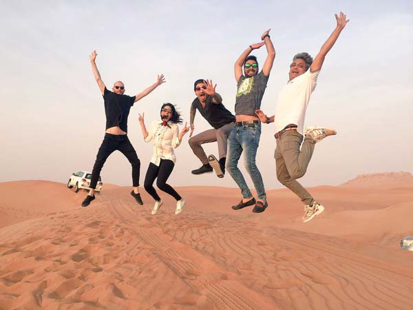 ದುಬೈ ಮರುಭೂಮಿಯಲ್ಲಿ ಸನ್ನಿ ಲಿಯೋನ್ 'ಡೆಸಾರ್ಟ್ ಸಫಾರಿ' ಮೋಜು-ಮಸ್ತಿ