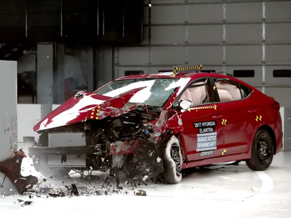 2017 ಹ್ಯುಂಡೈ ಎಲಂಟ್ರಾ ಸೇಫ್; ಪ್ರಸಕ್ತ ಸಾಲಿನಲ್ಲೇ ಭಾರತ ಪ್ರವೇಶ 