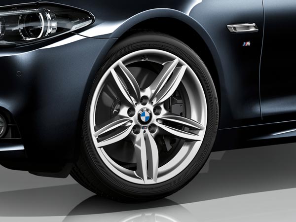 ಭಾರತದಲ್ಲಿ ಬಿಎಂಡಬ್ಲ್ಯು ಶಕ್ತಿಶಾಲಿ 520ಡಿ ಎಂ ಸ್ಪೋರ್ಟ್ ಬಿಡುಗಡೆ