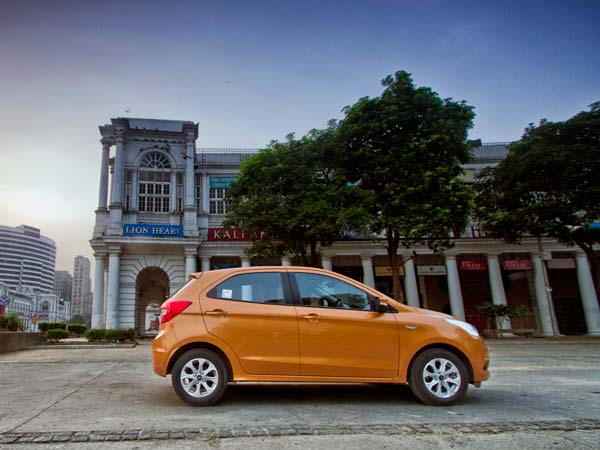 ಫಿಗೊ ಪೆಟ್ರೋಲ್ 