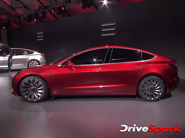 ಹೋಟೆಲ್ ವೆಚ್ಚ ಹೊರೆಯಾಗುತ್ತಿದೆಯೇ ? ಕಾರಲ್ಲೇ ನಿದ್ರಿಸಿ!