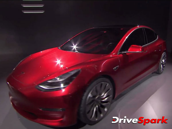 ಹೋಟೆಲ್ ವೆಚ್ಚ ಹೊರೆಯಾಗುತ್ತಿದೆಯೇ ? ಕಾರಲ್ಲೇ ನಿದ್ರಿಸಿ!