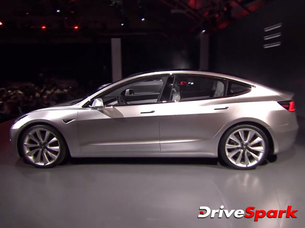 ಹೋಟೆಲ್ ವೆಚ್ಚ ಹೊರೆಯಾಗುತ್ತಿದೆಯೇ ? ಕಾರಲ್ಲೇ ನಿದ್ರಿಸಿ!