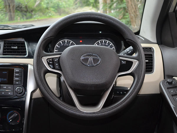 ಜೆಸ್ಟ್ ಗಮನಾರ್ಹ ವೈಶಿಷ್ಟ್ಯಗಳು 