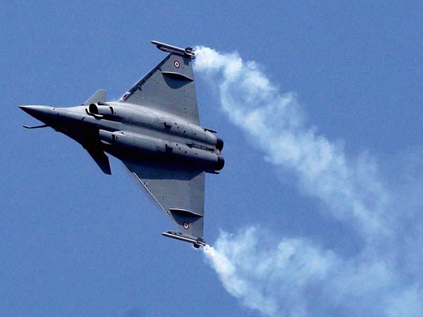 ಪಾಕಿಸ್ತಾನ ನಿದ್ದೆಗೆಡಿಸಿದ ಭಾರತ; ಫ್ರಾನ್ಸ್ ಜೊತೆ 'ರಫೇಲ್' ಒಪ್ಪಂದಕ್ಕೆ ಸಹಿ