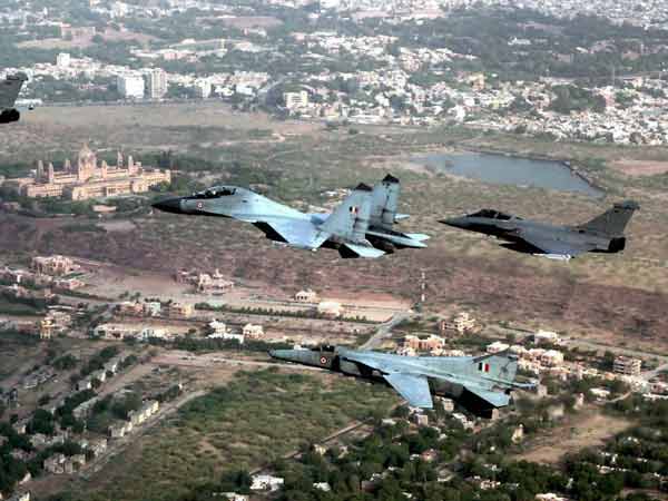 ಪಾಕಿಸ್ತಾನ ನಿದ್ದೆಗೆಡಿಸಿದ ಭಾರತ; ಫ್ರಾನ್ಸ್ ಜೊತೆ 'ರಫೇಲ್' ಒಪ್ಪಂದಕ್ಕೆ ಸಹಿ