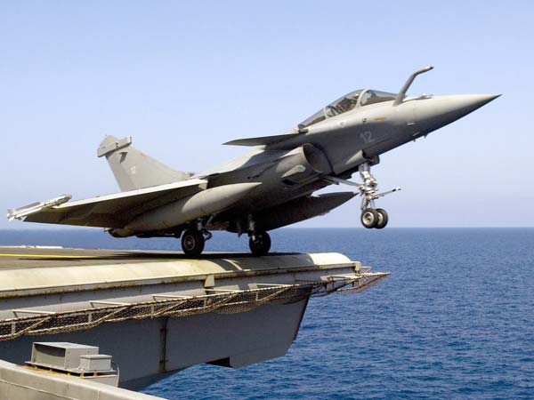 ಪಾಕಿಸ್ತಾನ ನಿದ್ದೆಗೆಡಿಸಿದ ಭಾರತ; ಫ್ರಾನ್ಸ್ ಜೊತೆ 'ರಫೇಲ್' ಒಪ್ಪಂದಕ್ಕೆ ಸಹಿ