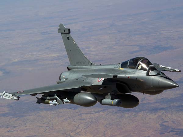 ಪಾಕಿಸ್ತಾನ ನಿದ್ದೆಗೆಡಿಸಿದ ಭಾರತ; ಫ್ರಾನ್ಸ್ ಜೊತೆ 'ರಫೇಲ್' ಒಪ್ಪಂದಕ್ಕೆ ಸಹಿ