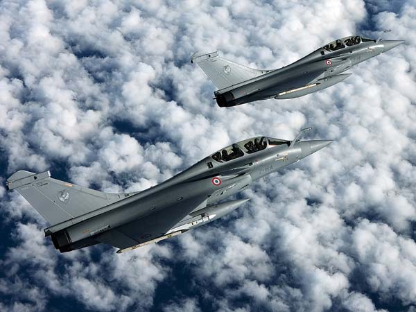 ಪಾಕಿಸ್ತಾನ ನಿದ್ದೆಗೆಡಿಸಿದ ಭಾರತ; ಫ್ರಾನ್ಸ್ ಜೊತೆ 'ರಫೇಲ್' ಒಪ್ಪಂದಕ್ಕೆ ಸಹಿ