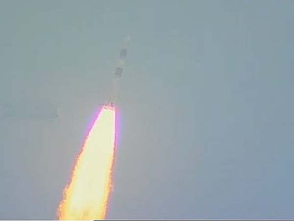 ಏಕಕಾಲಕ್ಕೆ 2 ಕಕ್ಷೆಗೆ ಎಂಟು ಉಪಗ್ರಹಗಳನ್ನು ಕಕ್ಷೆಗೆ ಸೇರಿಸಿದ ಇಸ್ರೋ 