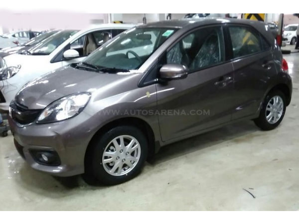 ಶೀಘ್ರದಲ್ಲೇ ಬ್ರಿಯೊ ಬಿಡುಗಡೆ; ಶೋ ರೂಂ ತಲುಪಿದ ನೂತನ ಕಾರು ಶೀಘ್ರದಲ್ಲೇ ಬ್ರಿಯೊ ಬಿಡುಗಡೆ; ಶೋ ರೂಂ ತಲುಪಿದ ನೂತನ ಕಾರು