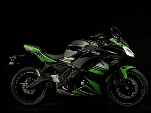 ರಾಜನಂತೆ ಎಂಟ್ರಿ ಕೊಟ್ಟ ಶಕ್ತಿಶಾಲಿ ಕವಾಸಕಿ ನಿಂಜಾ 650 ಬೈಕ್ ರಾಜನಂತೆ ಎಂಟ್ರಿ ಕೊಟ್ಟ ಶಕ್ತಿಶಾಲಿ ಕವಾಸಕಿ ನಿಂಜಾ 650 ಬೈಕ್