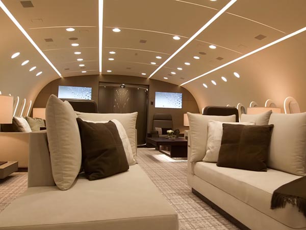 ಗಾಳಿಯಲ್ಲಿ ತೇಲುವ ವಿಶ್ವದ ಅತ್ಯಂತ ವಿಲಾಸಿ ಮೇಲಂತಸ್ತಿನ ಮನೆ 