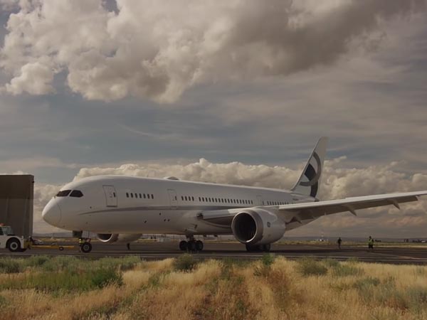 ಗಾಳಿಯಲ್ಲಿ ತೇಲುವ ವಿಶ್ವದ ಅತ್ಯಂತ ವಿಲಾಸಿ ಮೇಲಂತಸ್ತಿನ ಮನೆ 