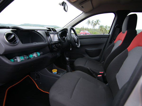 ಮುಂದುವರಿದ ಆಲ್ಟೊ ಬೇಟೆ; ರೆನೊ ಕ್ವಿಡ್ ಸಕತ್ ಫೇಮಸ್ 