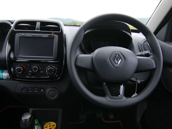 ಮುಂದುವರಿದ ಆಲ್ಟೊ ಬೇಟೆ; ರೆನೊ ಕ್ವಿಡ್ ಸಕತ್ ಫೇಮಸ್ 