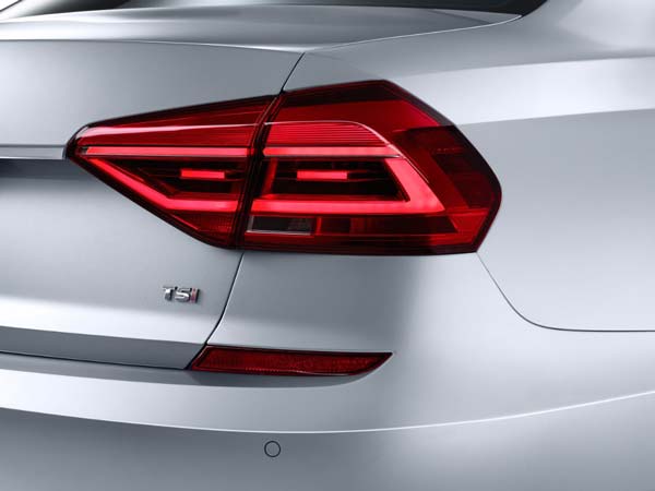 ಅತ್ಯಾಧುನಿಕ 2017 ಫೋಕ್ಸ್ ವ್ಯಾಗನ್ ಪಸ್ಸಾಟ್ ಭಾರತಕ್ಕೆ ಅತ್ಯಾಧುನಿಕ 2017 ಫೋಕ್ಸ್ ವ್ಯಾಗನ್ ಪಸ್ಸಾಟ್ ಭಾರತಕ್ಕೆ