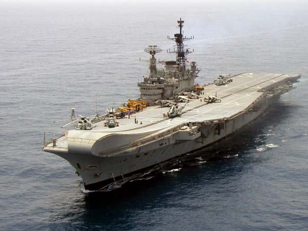 55 ವರ್ಷ ಸೇವೆ; ವಿಶ್ವದ ಅತಿ ಹಳೆಯ ಯುದ್ಧ ವಿಮಾನ ವಾಹಕ ನೌಕೆ ವಿರಾಟ್ ಗುಡ್ ಬೈ 