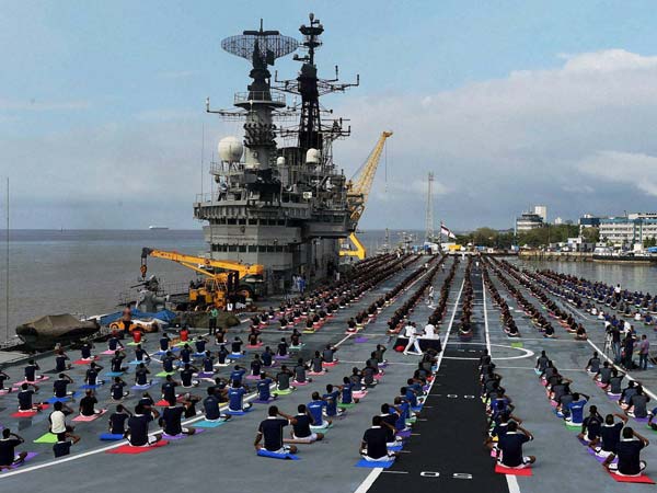 55 ವರ್ಷ ಸೇವೆ; ವಿಶ್ವದ ಅತಿ ಹಳೆಯ ಯುದ್ಧ ವಿಮಾನ ವಾಹಕ ನೌಕೆ ವಿರಾಟ್ ಗುಡ್ ಬೈ 