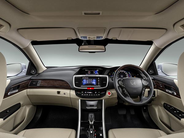 ಹೋಂಡಾ ಅಕಾರ್ಡ್ ಹೈಬ್ರಿಡ್ ಕಾರು ಬಿಡುಗಡೆ; ಬೆಲೆ ಕೊಂಚ ದುಬಾರಿ!