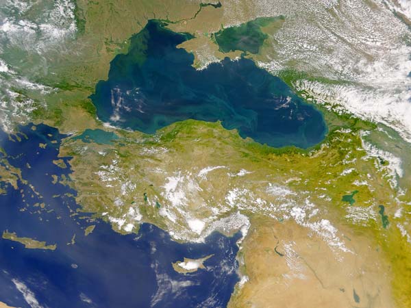 ವಿಶ್ವವನ್ನೇ ನಡುಗಿಸಿದ ಸತ್ಯ; ಕಪ್ಪು ಸಾಗರದ ಸತ್ತ ವಲಯದಲ್ಲಿ ನಿಗೂಢ ರೀತಿಯ ಹಡಗುಗಳ ಅವಶೇಷಗಳು ಪತ್ತೆ!