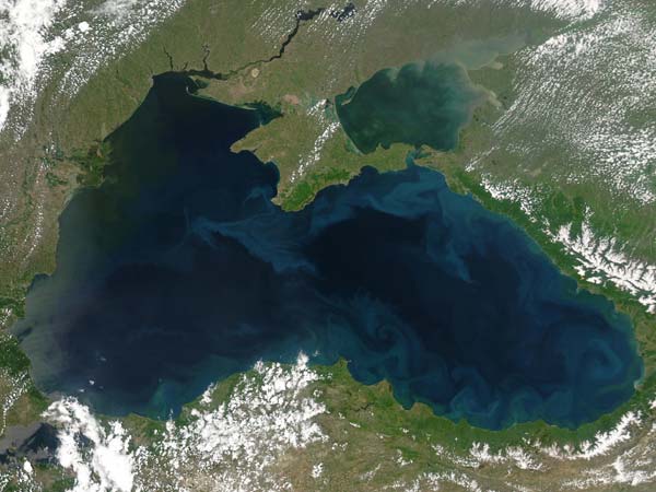 ವಿಶ್ವವನ್ನೇ ನಡುಗಿಸಿದ ಸತ್ಯ; ಕಪ್ಪು ಸಾಗರದ ಸತ್ತ ವಲಯದಲ್ಲಿ ನಿಗೂಢ ರೀತಿಯ ಹಡಗುಗಳ ಅವಶೇಷಗಳು ಪತ್ತೆ!