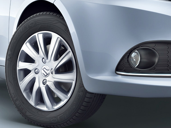 ಸ್ವಿಫ್ಟ್ ಓವರ್ ಟೇಕ್ ಮಾಡಲಿರುವ ಮಾರುತಿ ಸ್ವಿಫ್ಟ್ ಡಿಜೈರ್ 