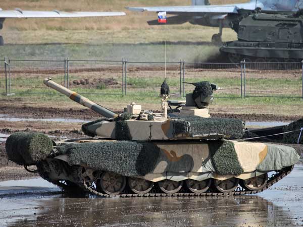 ಪಾಕ್ ಭೀತಿಗೆ ರಷ್ಯಾ ಅಭಯಹಸ್ತ; ರಾತ್ರಿ ಕಾಲದಲ್ಲೂ ತೀಕ್ಷ್ಣ ಪ್ರಹಾರ ನೀಡುವ ಯುದ್ಧ ಟ್ಯಾಂಕರ್ ಭಾರತಕ್ಕೆ 