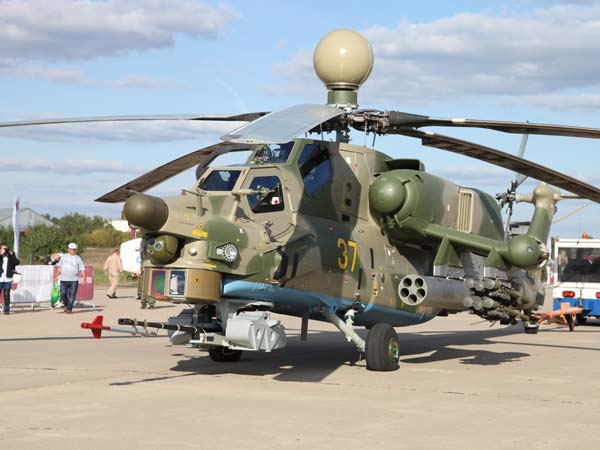 ಮುನ್ನುಗ್ಗಿ ಬರುವ ಮಿಸೈಲ್‌ಗೆ ಲೇಸರ್ ದಾಳಿಯನ್ನಿಡುವ ಸೂಪರ್ ಹೆಲಿಕಾಪ್ಟರ್