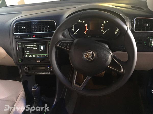 ತಾಜಾತನದೊಂದಿಗೆ 2016 ಸ್ಕೋಡಾ ರಾಪಿಡ್ ಭರ್ಜರಿ ಬಿಡುಗಡೆ 