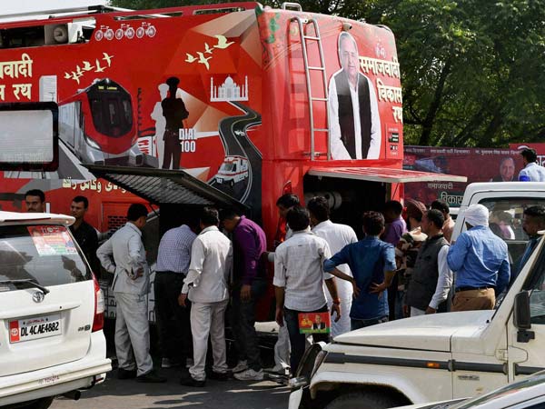 ಉತ್ತರ ಪ್ರದೇಶ ಸಿಎಂ ಅಖಿಲೇಶ್ ಯಾದವ್ ರಥ ಯಾತ್ರಗೆ ಹೈಟೆಕ್ ಬಸ್