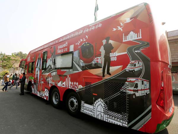 ಉತ್ತರ ಪ್ರದೇಶ ಸಿಎಂ ಅಖಿಲೇಶ್ ಯಾದವ್ ರಥ ಯಾತ್ರಗೆ ಹೈಟೆಕ್ ಬಸ್