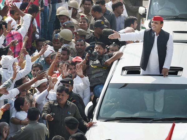 ಉತ್ತರ ಪ್ರದೇಶ ಸಿಎಂ ಅಖಿಲೇಶ್ ಯಾದವ್ ರಥ ಯಾತ್ರಗೆ ಹೈಟೆಕ್ ಬಸ್