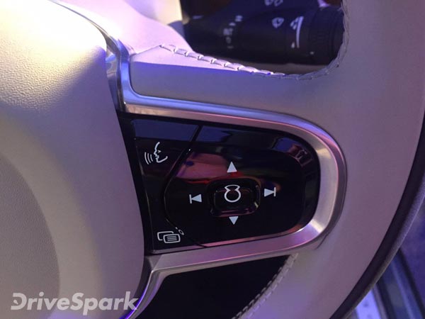 2016 ವೋಲ್ವೋ ಎಸ್90 ಭಾರತದಲ್ಲಿ ಬಿಡುಗಡೆ; ಬೆಲೆ 53.5 ಲಕ್ಷ ರು. 