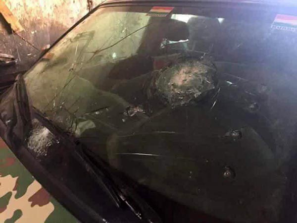 ಉಗ್ರರ ಗುಂಡಿನ ದಾಳಿಯಿಂದ 70 ಮಂದಿಯನ್ನು ಪಾರು ಮಾಡಿದ ಬುಲೆಟ್ ಫ್ರೂಫ್ ಕಾರು 