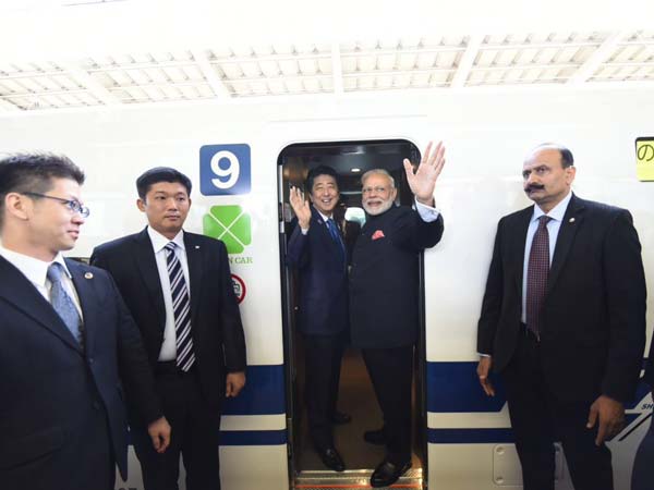 ಜಪಾನ್ ಹೈ ಸ್ಪೀಡ್ ಶಿಂಕಾನ್ಸೆನ್ ಬುಲೆಟ್ ರೈಲಿನಲ್ಲಿ ಮೋದಿ ಹವಾ!