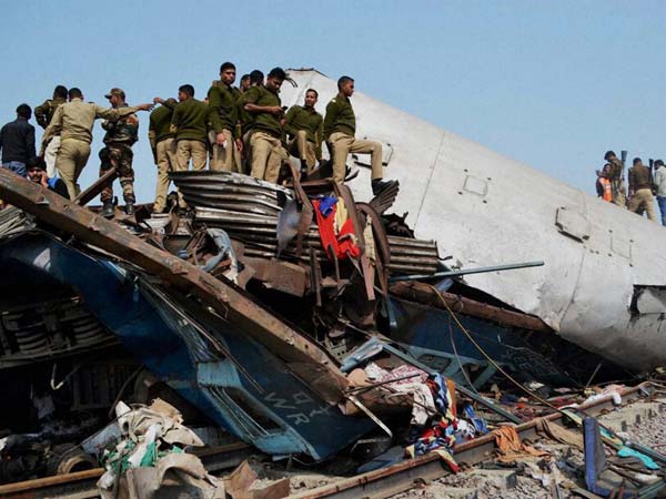 ಹಳಿ ತಪ್ಪಿದ ಭಾರತೀಯ ರೈಲ್ವೆ; ಸರಿಪಡಿಸಲು ಮೇಜರ್ ಸರ್ಜರಿ ಅಗತ್ಯ!