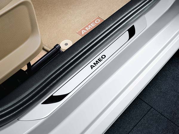 ಫೋಕ್ಸ್‌ವ್ಯಾಗನ್ 'ಕ್ರೆಸ್ಟ್ ಕಲೆಕ್ಷನ್' ಎಮಿಯೊ, ವೆಂಟೊ, ಪೊಲೊ ಬಿಡುಗಡೆ 