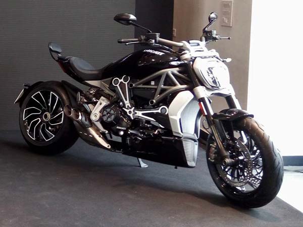 ಡುಕಾಟಿಯಿಂದ ಬೆಲೆ ಪರಿಷ್ಕರಣೆ; ಬೆಂಗಳೂರು ಬೆಲೆ ಗೊತ್ತೇನು?