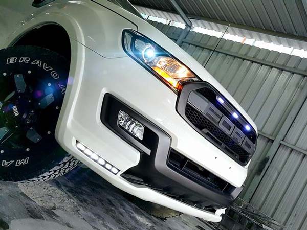 ಸ್ಟೈಲಿಷ್ ಕಿಟ್ ನೊಂದಿಗೆ ಘಮಘಮಿಸುವ ಫೋರ್ಡ್ ಎಂಡೀವರ್ 