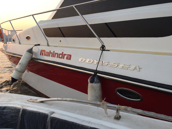 ದೇಶದ ಹೆಮ್ಮೆಯ 'ಮೇಡ್ ಇನ್ ಇಂಡಿಯಾ' ಮಹೀಂದ್ರ ವಿಹಾರ ನೌಕೆ ಅನಾವರಣ 