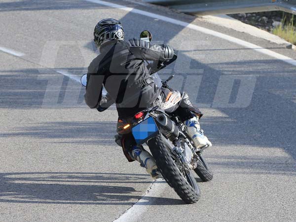 ಕೆಟಿಎಂ 390 ಅಡ್ವೆಂಚರ್ ಬೈಕ್ ಟೆಸ್ಟಿಂಗ್ ವೇಳೆ ಚಿತ್ರಗಳು ಲೀಕ್ 