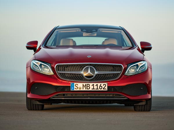 ಮರ್ಸಿಡಿಸ್ ಬೆಂಝ್ ಇ ಕ್ಲಾಸ್ ಕೂಪೆ ಕಾರು ಅನಾವರಣ 