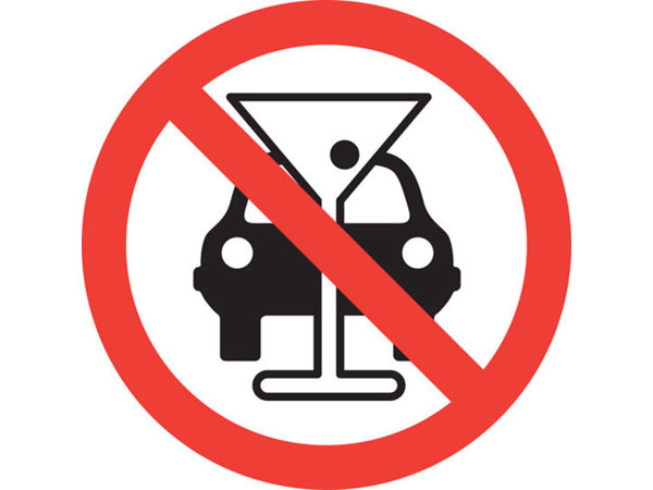 ಹೆದ್ದಾರಿಗಳ ಅಕ್ಕ ಪಕ್ಕ ಮದ್ಯದಂಗಡಿಗಳಿಗೆ ನಿಷೇಧ 