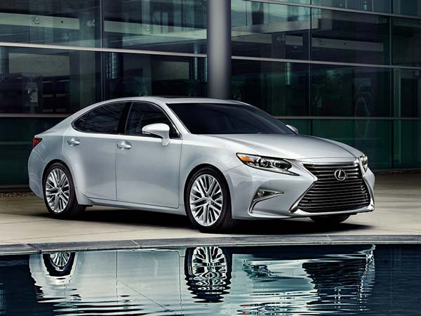 ಟೊಯೊಟಾ ಲಗ್ಷುರಿ ಕಾರು ಬ್ರಾಂಡ್ ಲೆಕ್ಸಸ್ 2017ರಲ್ಲಿ ಎಂಟ್ರಿ