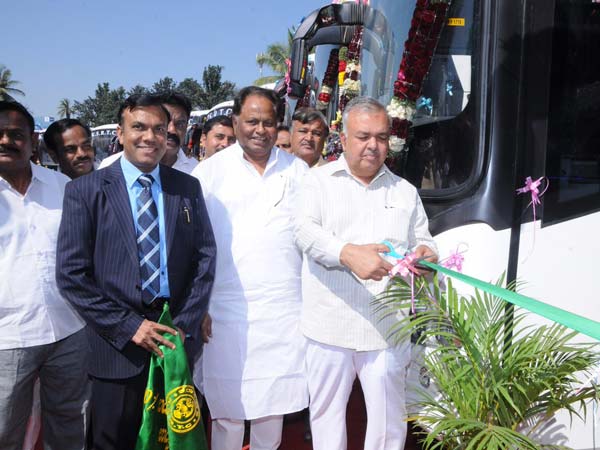 ದೇಶದ ಪ್ರಪ್ರಥಮ ಬಯೋಡೀಸೆಲ್ ಚಾಲಿತ ಬಸ್ಸುಗಳಿಗೆ ಬೆಂಗಳೂರಿನಲ್ಲಿ ಚಾಲನೆ 