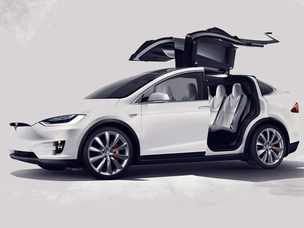 ಎಲೆಕ್ಟ್ರಿಕ್ ಕಾರುಗಳ ದೈತ್ಯ 'ಟೆಸ್ಲಾ' ನೀಡಿದ ಈ ಸುಳಿವು ನಿಮಗೆ ಖುಷಿ ಕೊಡುತ್ತೆ