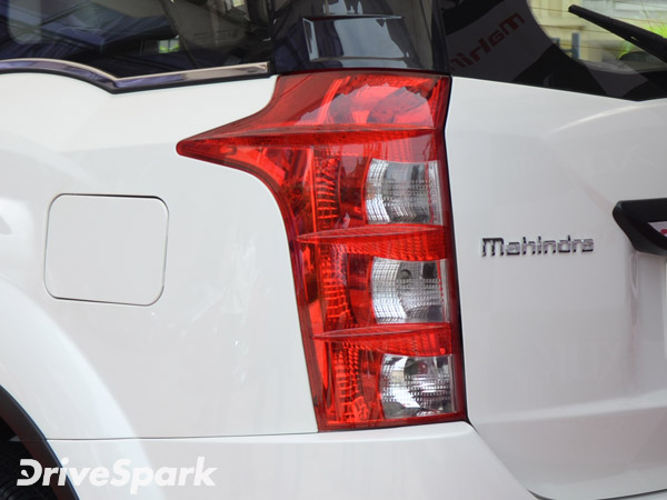 ಸ್ಕಾರ್ಪಿಯೊ ಮತ್ತು ಎಕ್ಸ್ ಯುವಿ500 ಪೆಟ್ರೋಲ್ ಆವೃತಿ ಬರ್ತಿದೆ...